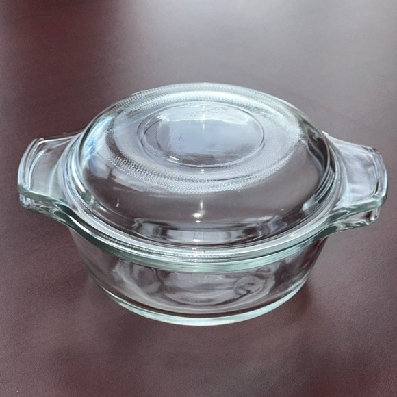 Vintage Anchor Hocking Dish with Lid - Picture 1 of 6